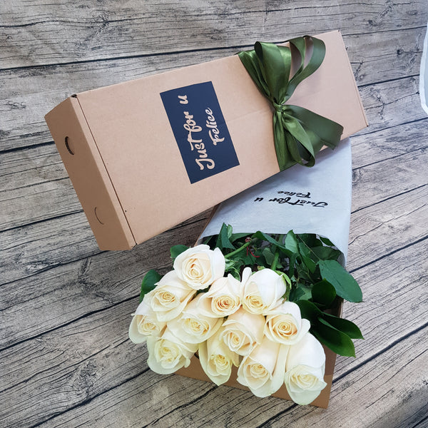 IVORY ROSES GIFT BOX ABX04